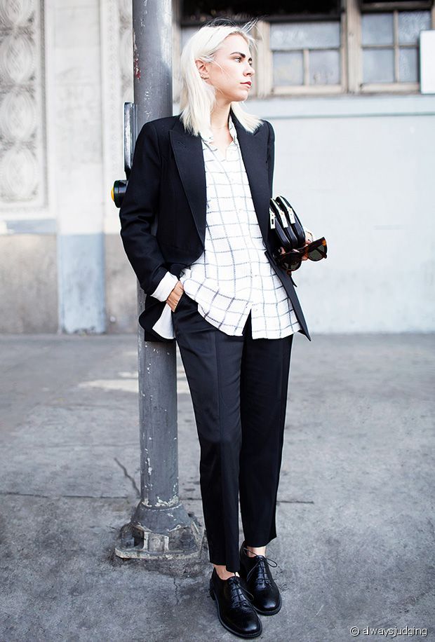 Quelles chaussures avec un tailleur pantalon ?