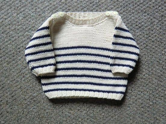 Dans cet article, nous allons vous montrer comment dĂ©tendre un pull ayant rĂ©trĂ©ci lors d'un lavage inappropriĂ©. Nous vous offrirons des conseils pour prendre soin de vos vĂȘtements