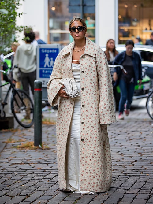Quelle manteau mettre avec une robe longue