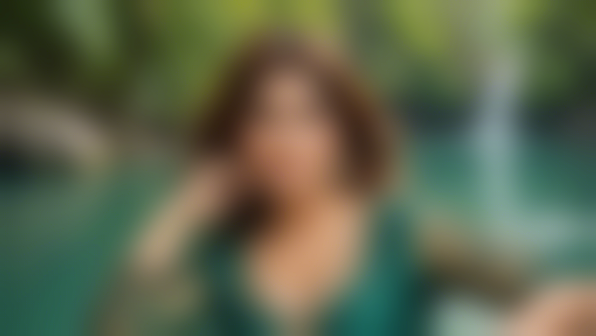 découvrez les photos époustouflantes de raveena tandon qui semblent dévoiler le secret de la détente ultime lors de ses vacances de rêve.